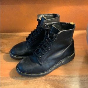 Dr Martin boots